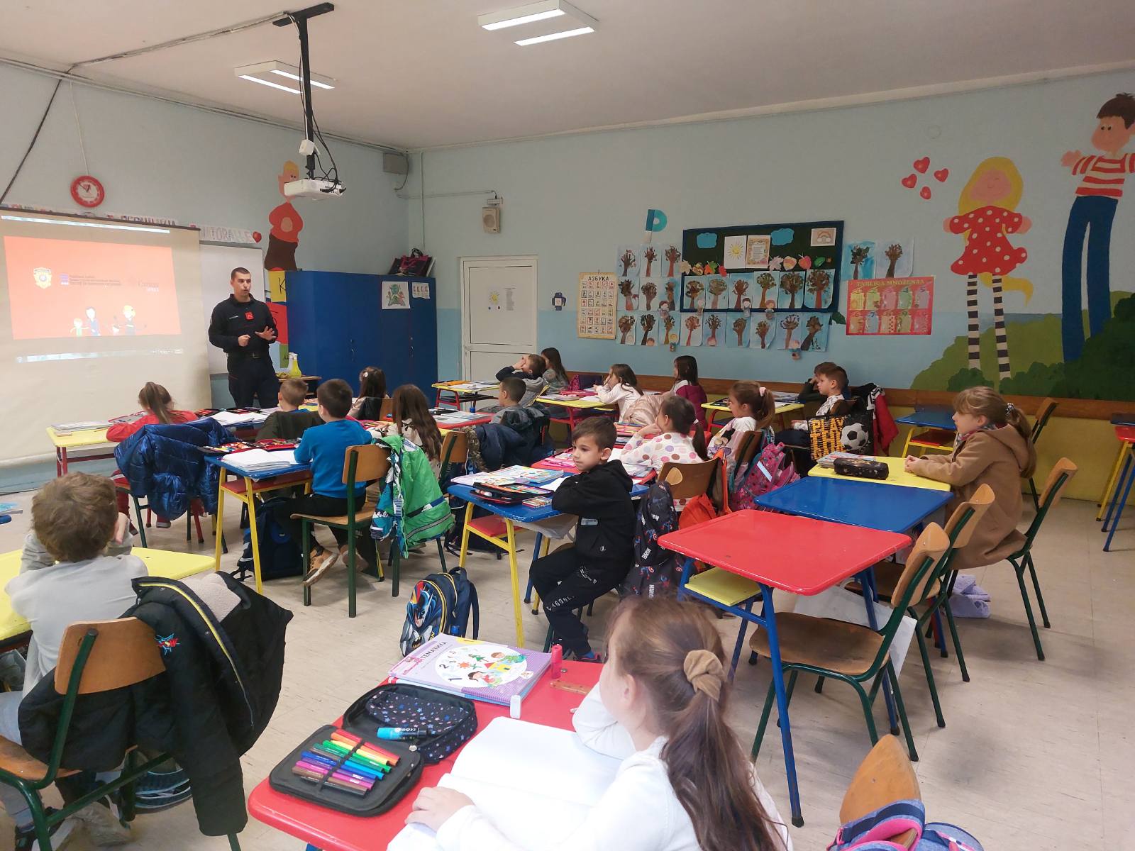 IMG 9e821f738f816efb8898f6a157210bd3 V