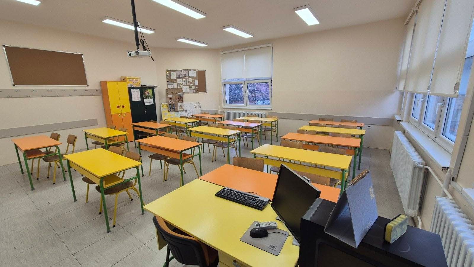 IMG 1eda5eeb77cd04c8b1dc138913913913 V