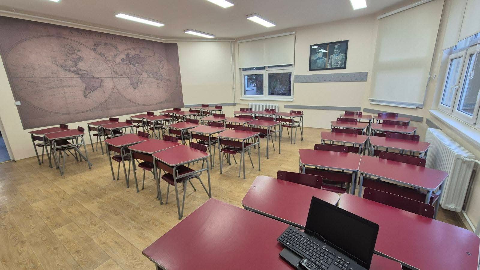 IMG a426563dec9e3d81d98bacdd9ecdedb7 V