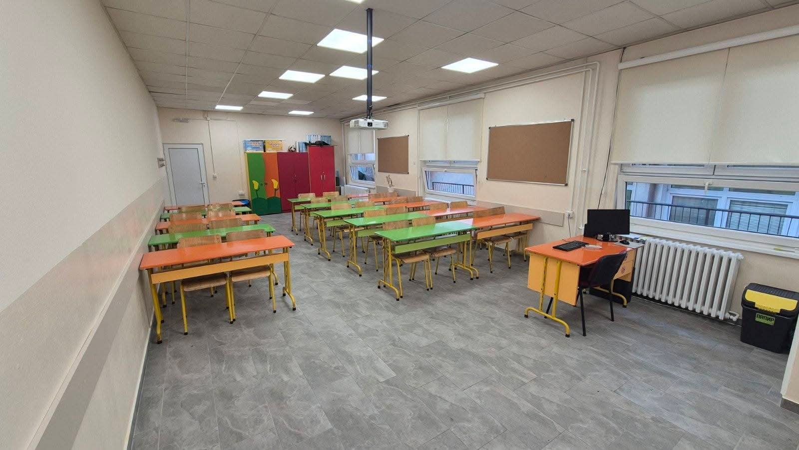 IMG bbaa3c4112847440b3120c4e538c8365 V